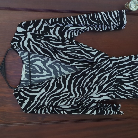 Evan Picone Black & White Animal Print Wrap Dress Size 12 - Picture 2 of 6